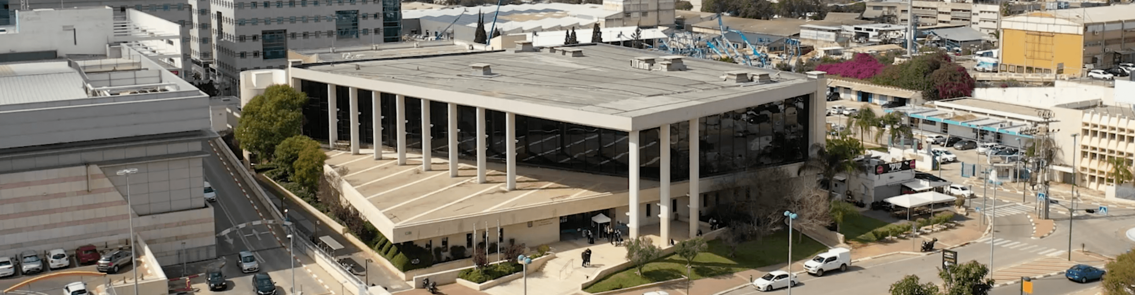 HASHALOM COURTHOUSE PETAH TIKVA